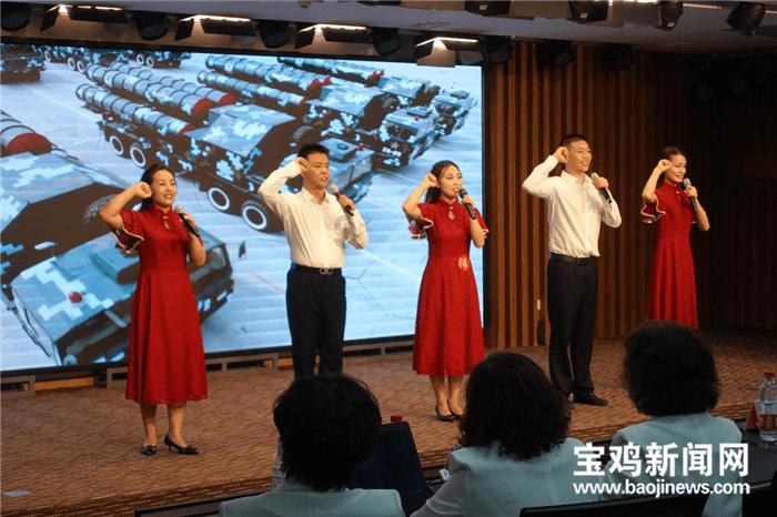 卡丁车怎么开?